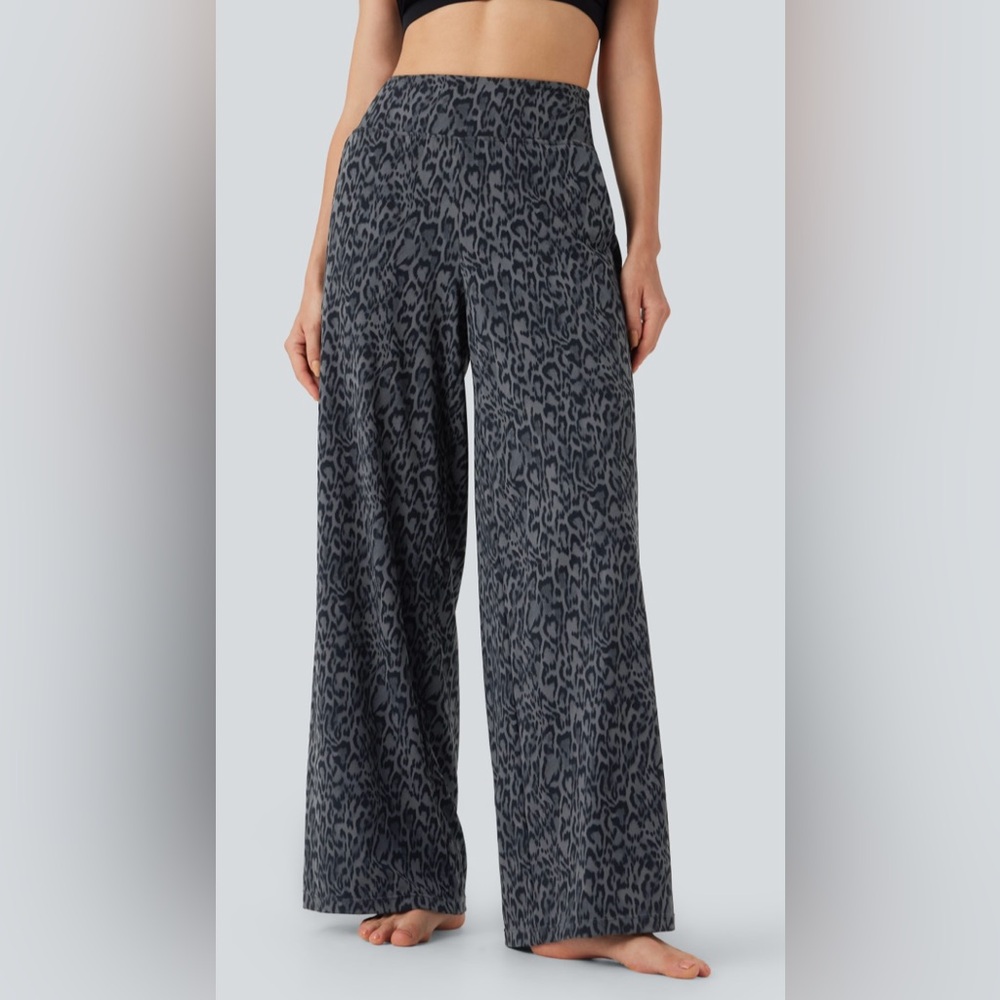 HALARA Leopard Print High Waisted Wide Leg Yoga Pants with Pockets